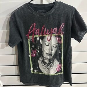 Aaliyah Graphic acid wash T-Shirt - Black